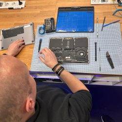 Snelle en betrouwbare laptop reparatie in Uithoorn
