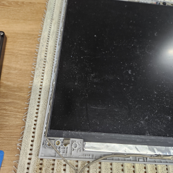 "Scherm laptop reparatie bij CSU Uithoorn - Gebroken scherm vervangen" "Scherm laptop reparatie bij CSU Uithoorn - Gebroken scherm vervangen"